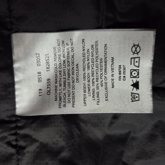 Mountain Hardwear Black Puffer Jacket - Picture 6 of 7